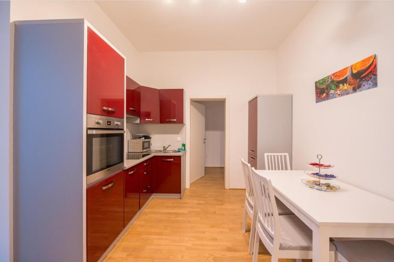 Charming Flat & Balcony Near Central Station L Bg5 Wina Bagian luar foto