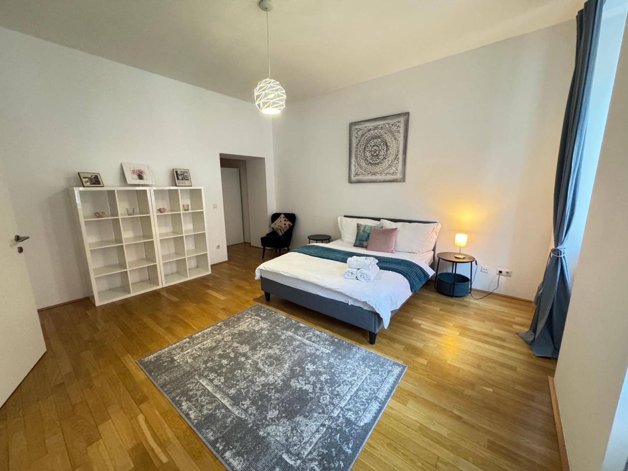 Charming Flat & Balcony Near Central Station L Bg5 Wina Bagian luar foto