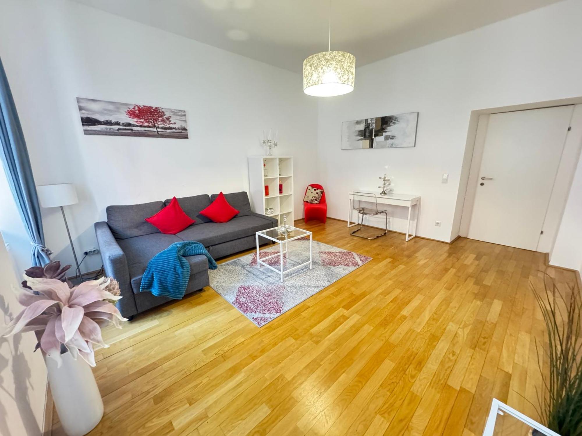 Charming Flat & Balcony Near Central Station L Bg5 Wina Bagian luar foto