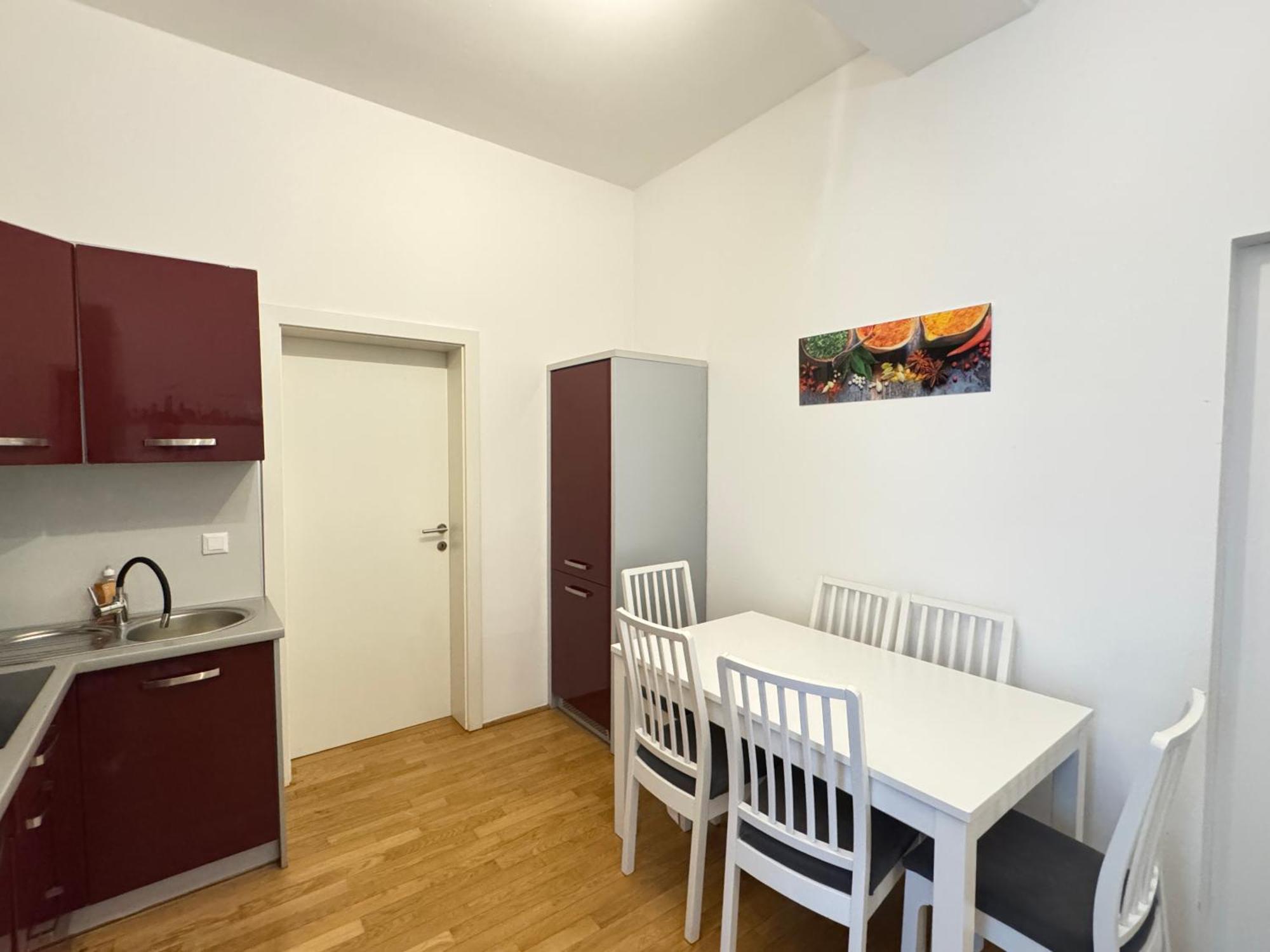 Charming Flat & Balcony Near Central Station L Bg5 Wina Bagian luar foto